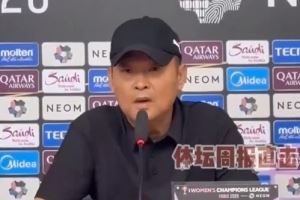 武汉女足主帅：只有两天时间恢复 期待明天亚冠决赛能够很精彩